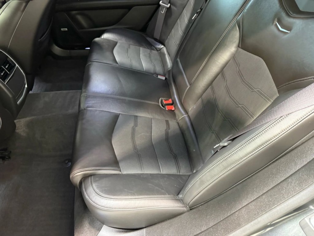 2017 Cadillac CT6 Image 26