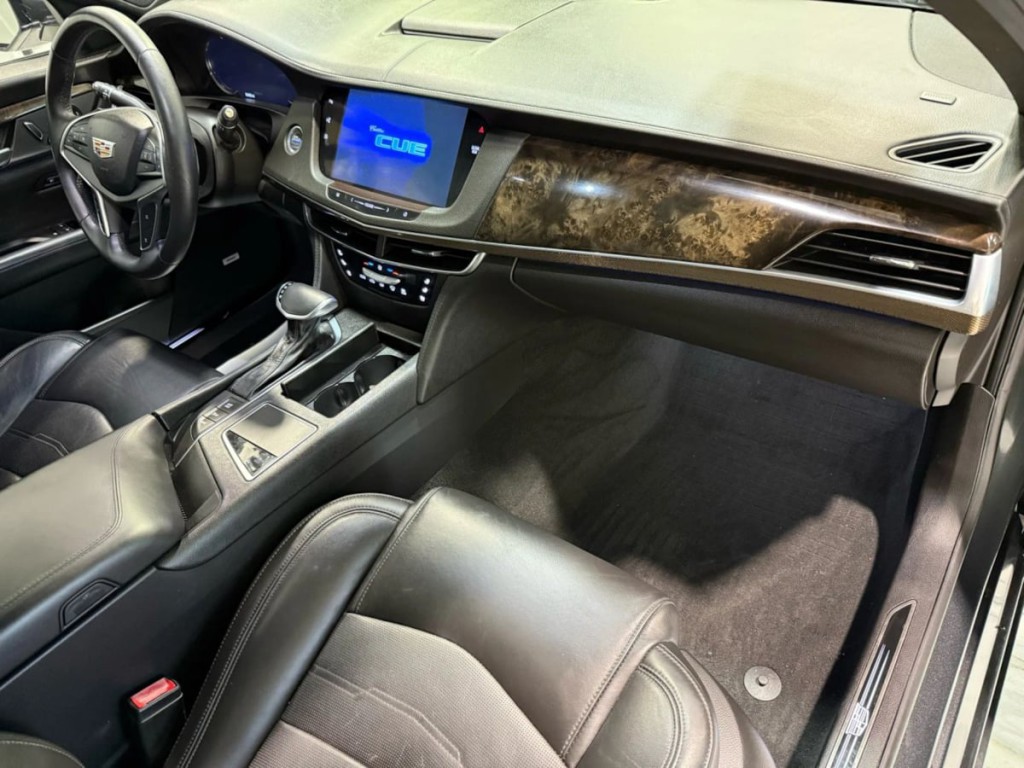 2017 Cadillac CT6 Image 27