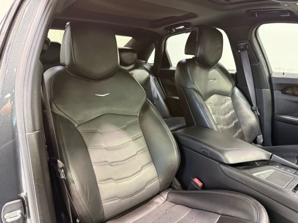 2017 Cadillac CT6 Image 28