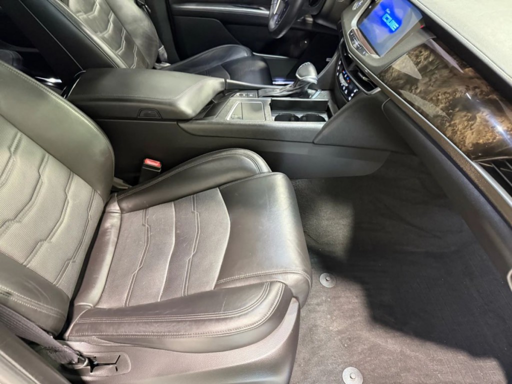 2017 Cadillac CT6 Image 29