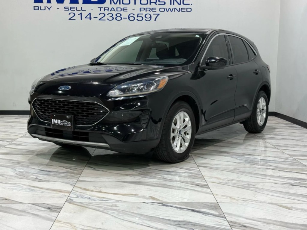 2020 Ford Escape Image 2