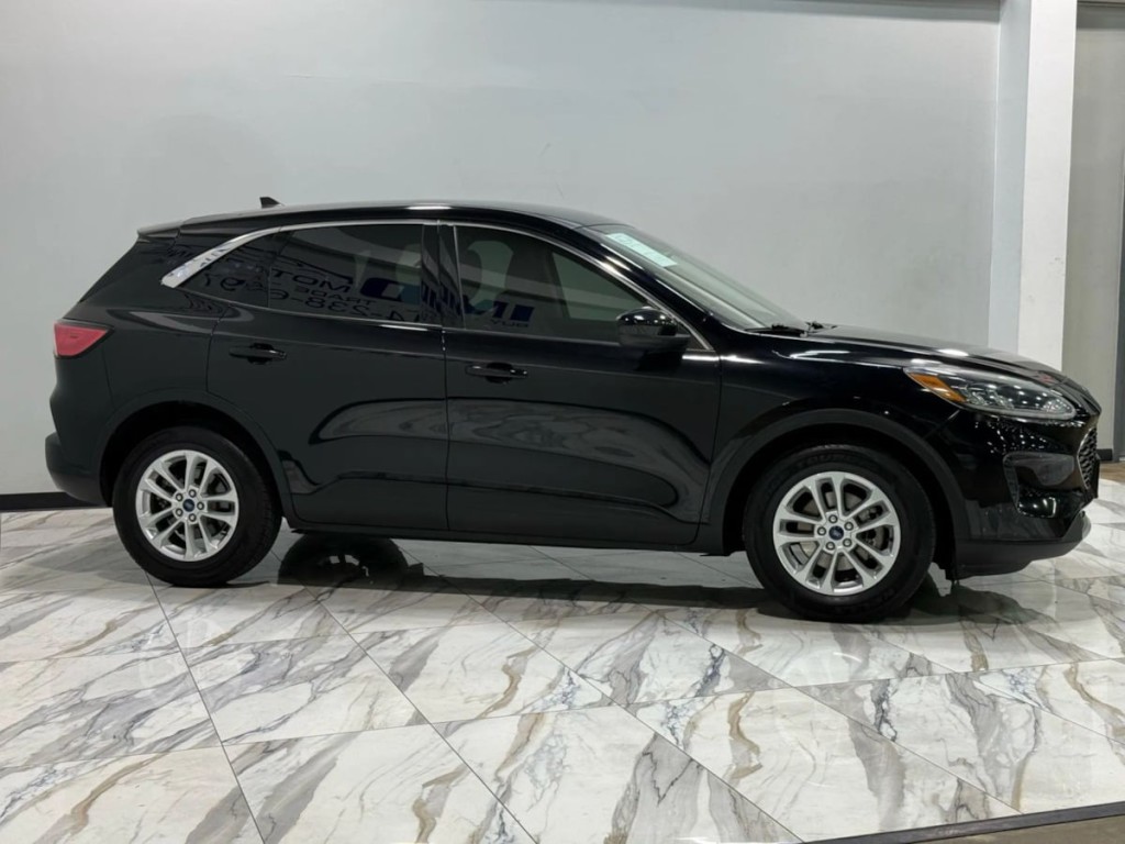 2020 Ford Escape Image 5