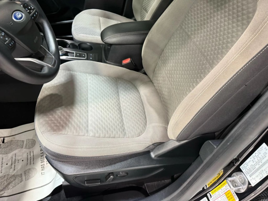 2020 Ford Escape Image 23