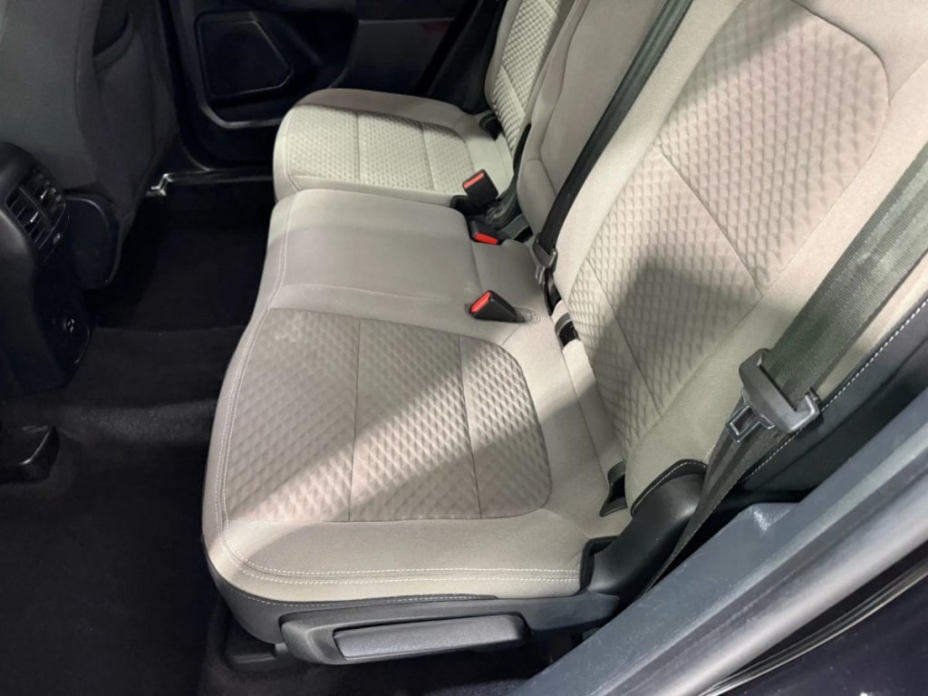 2020 Ford Escape Image 25