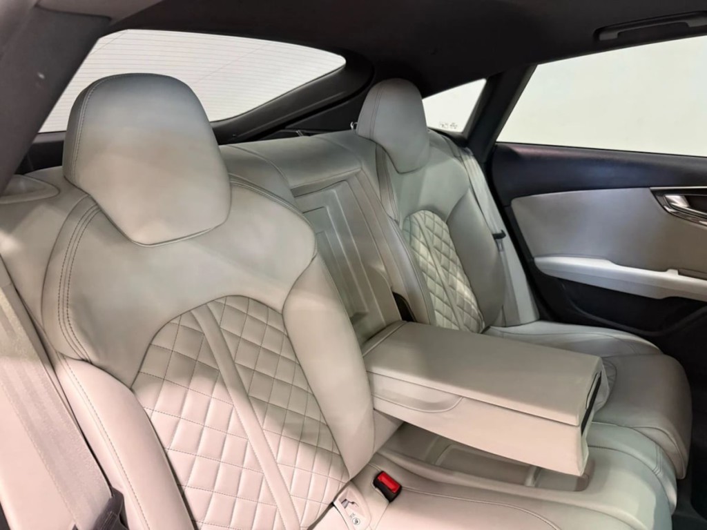 2018 Audi S7 Image 33