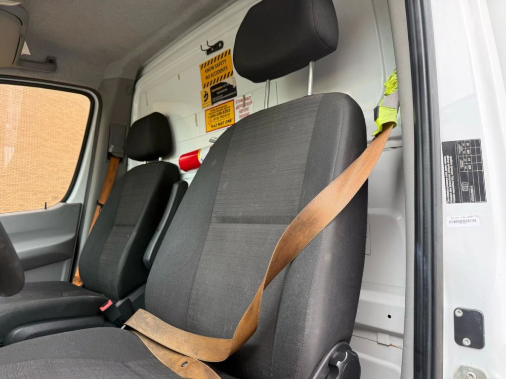 2017 Mercedes-Benz Sprinter Cargo Image 19