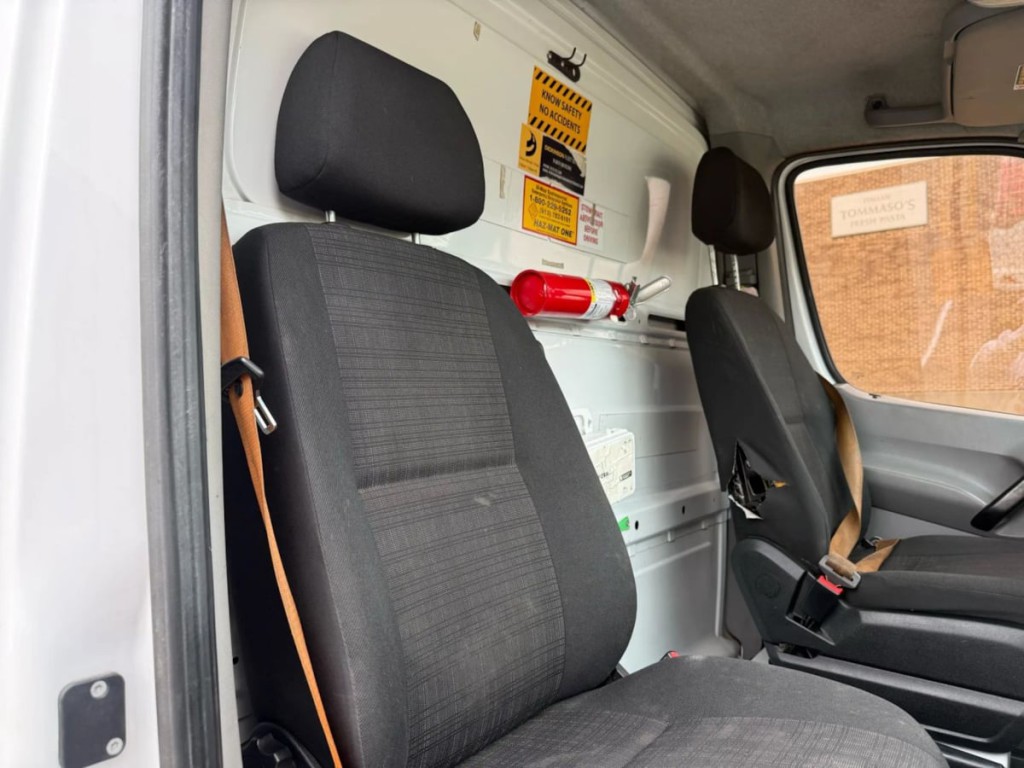 2017 Mercedes-Benz Sprinter Cargo Image 22