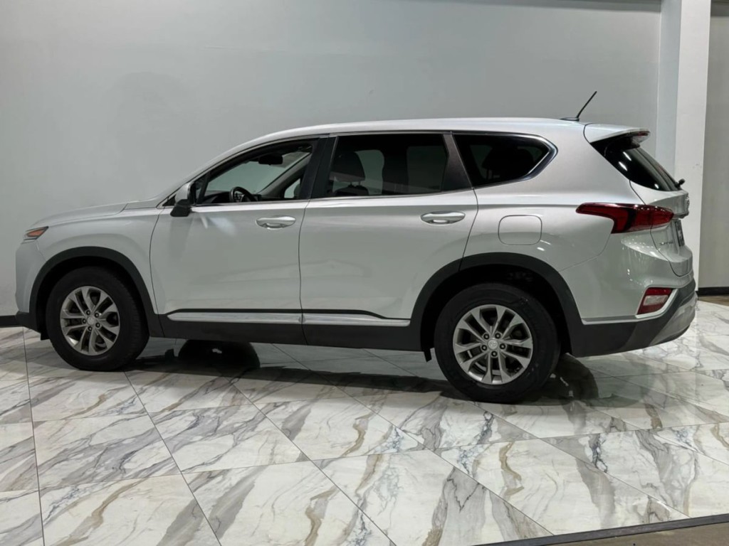 2020 Hyundai Santa Fe Image 9