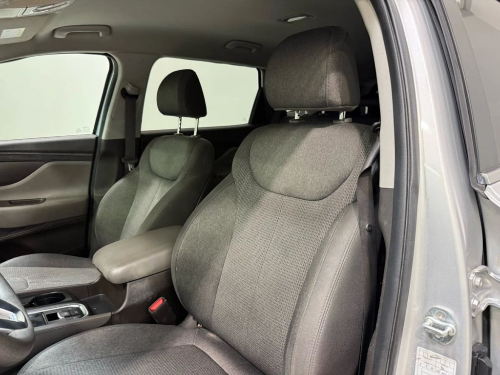2020 Hyundai Santa Fe Image 20