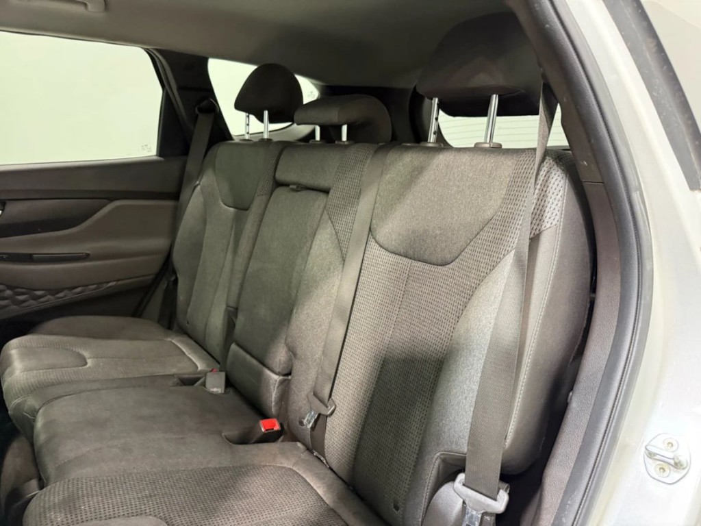 2020 Hyundai Santa Fe Image 22