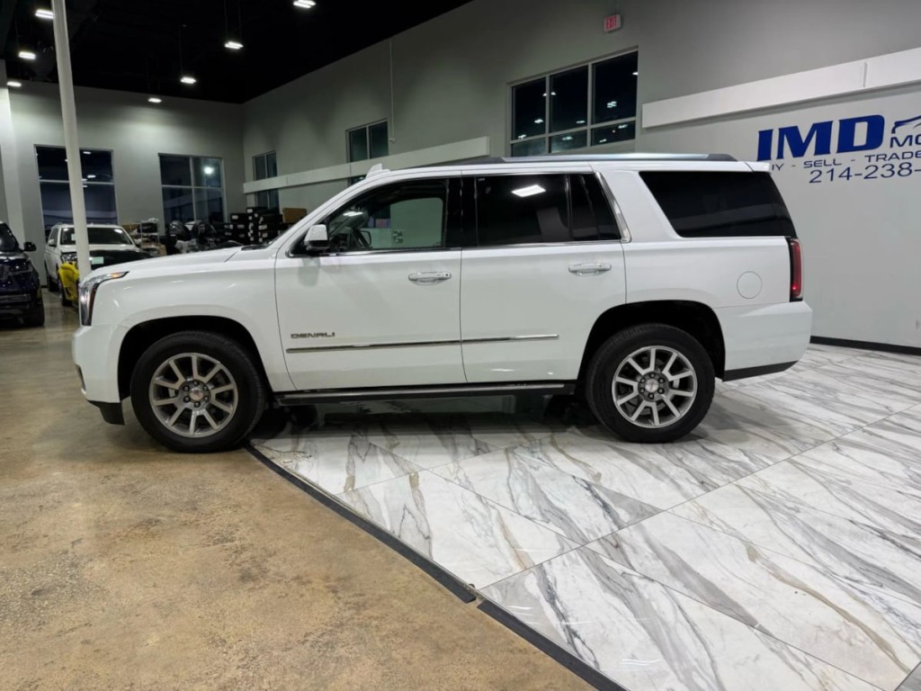 2015 GMC Yukon Image 9