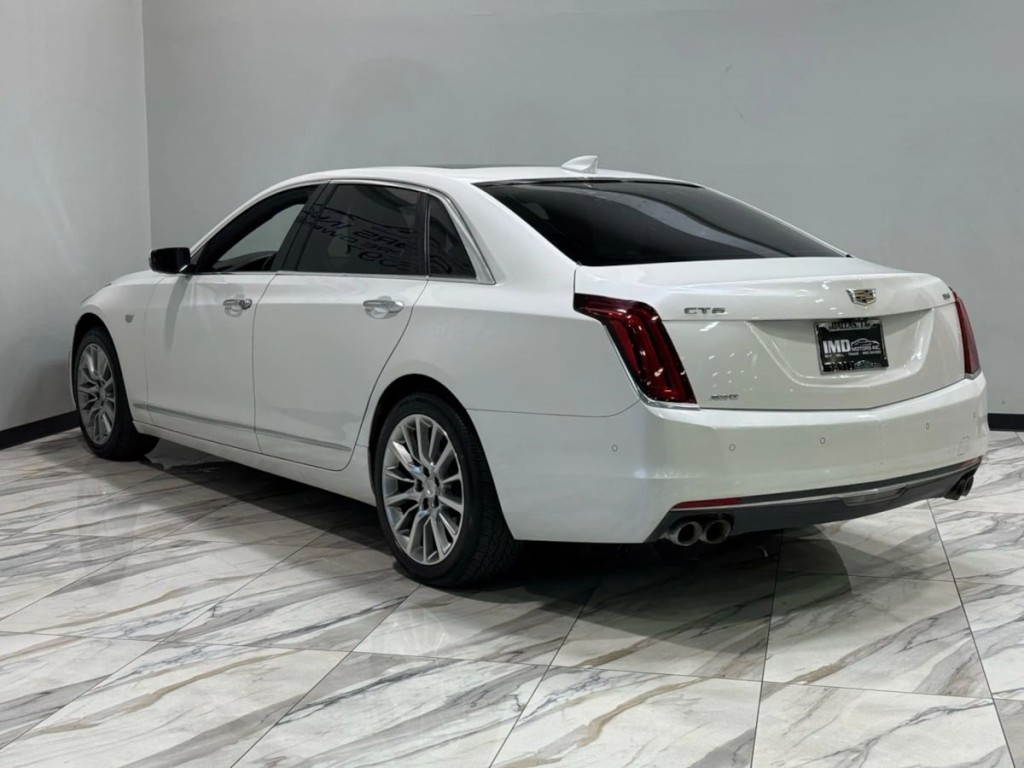 2018 Cadillac CT6 Image 8