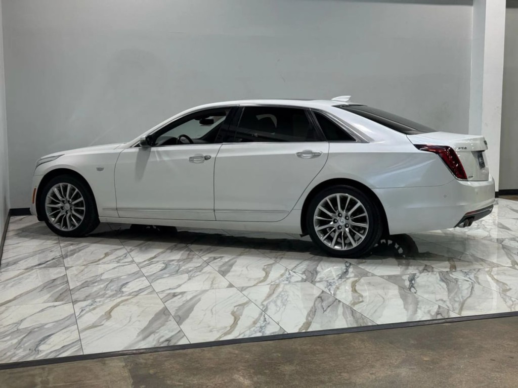 2018 Cadillac CT6 Image 9