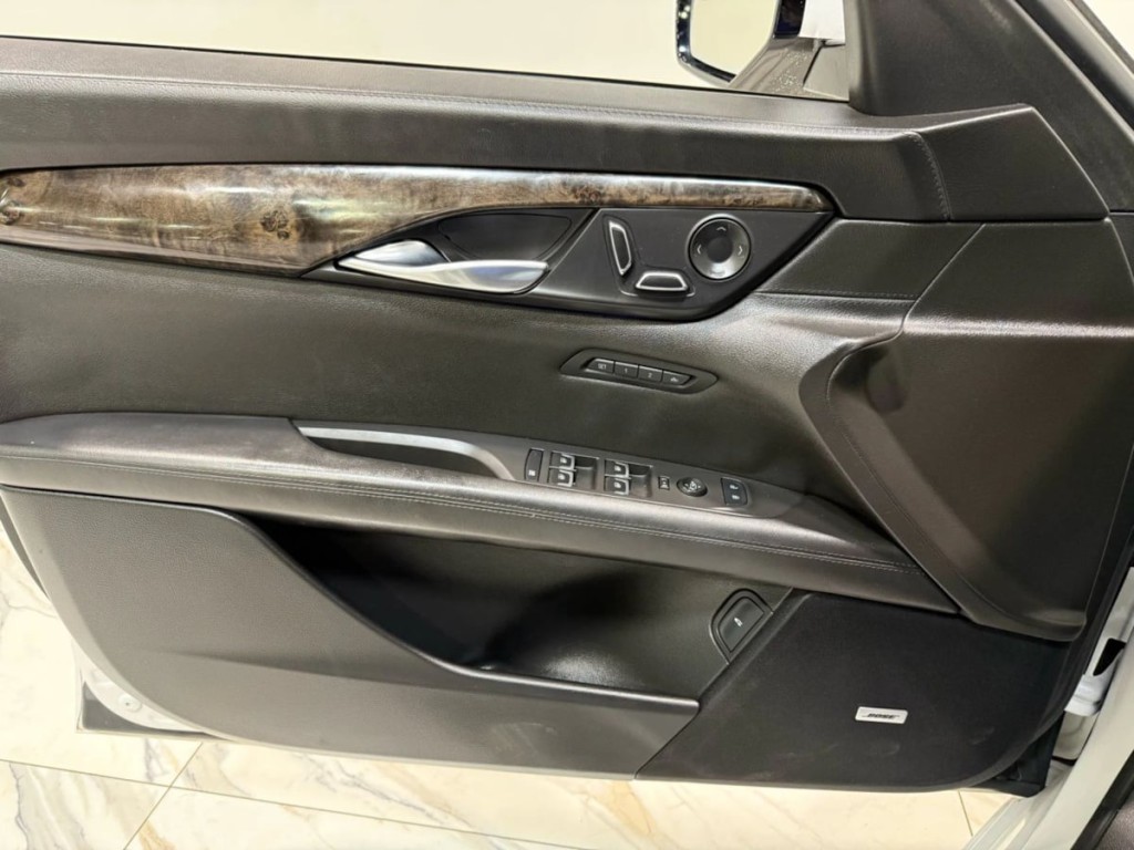 2018 Cadillac CT6 Image 12