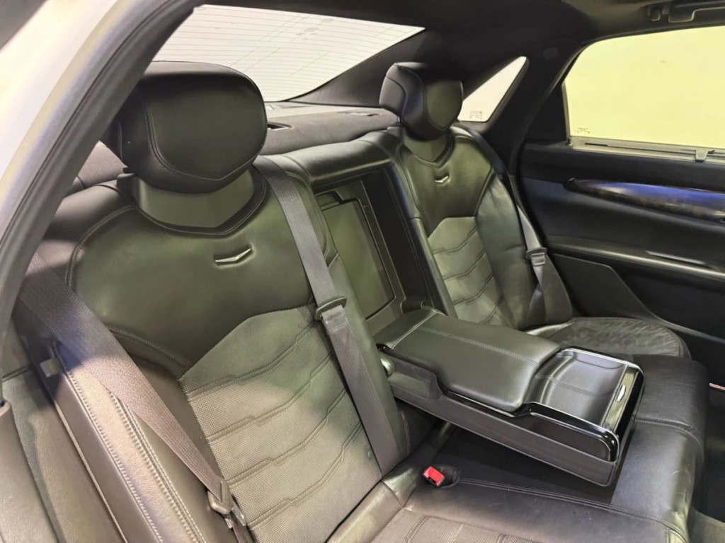 2018 Cadillac CT6 Image 30