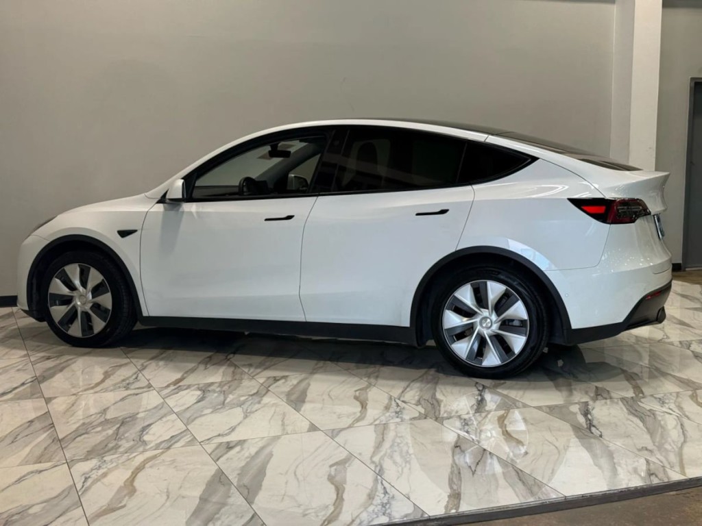 2021 Tesla Model Y Image 9