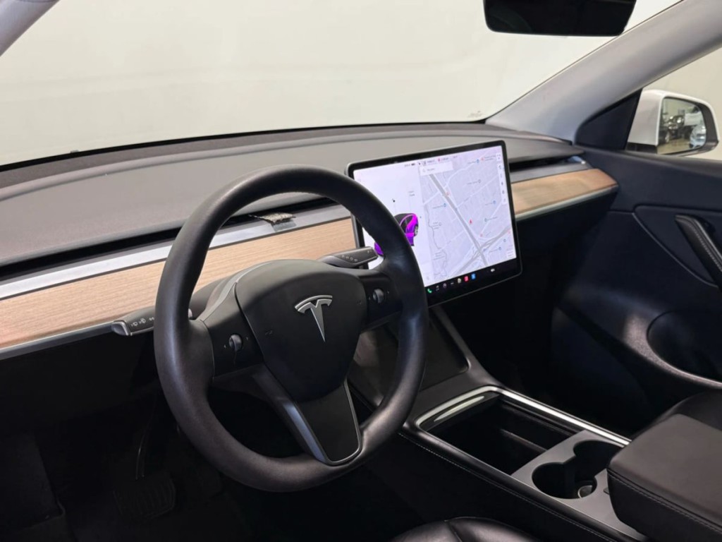 2021 Tesla Model Y Image 13