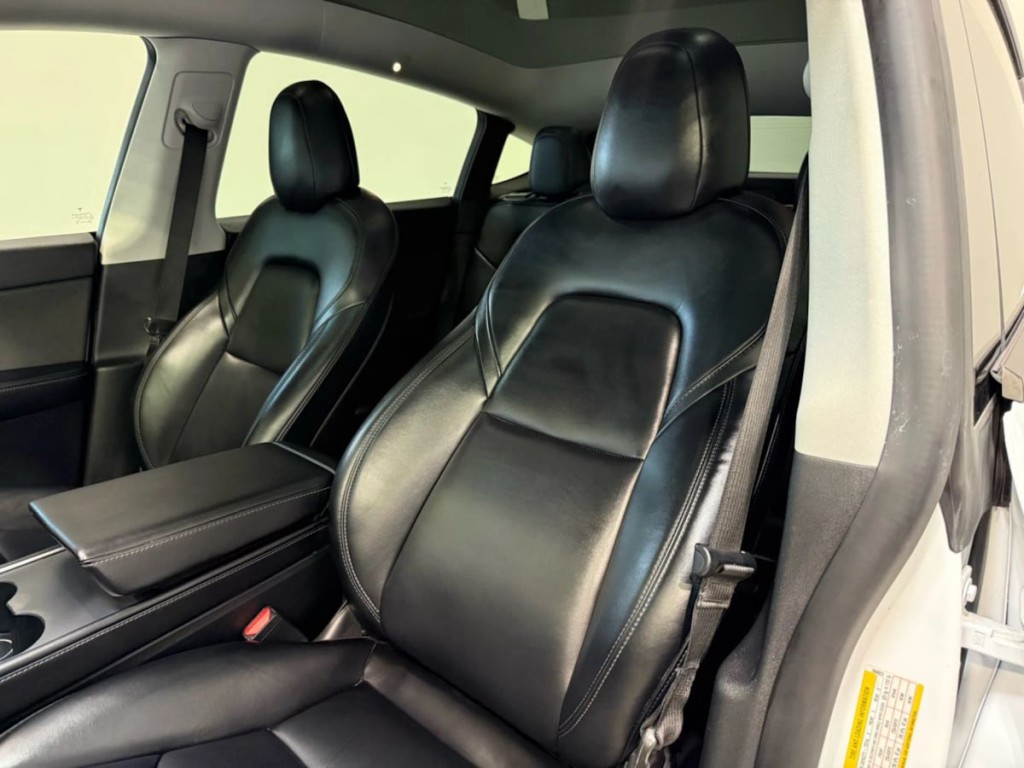 2021 Tesla Model Y Image 19