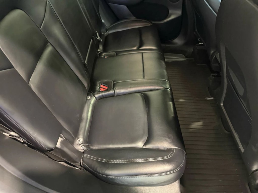 2021 Tesla Model Y Image 27