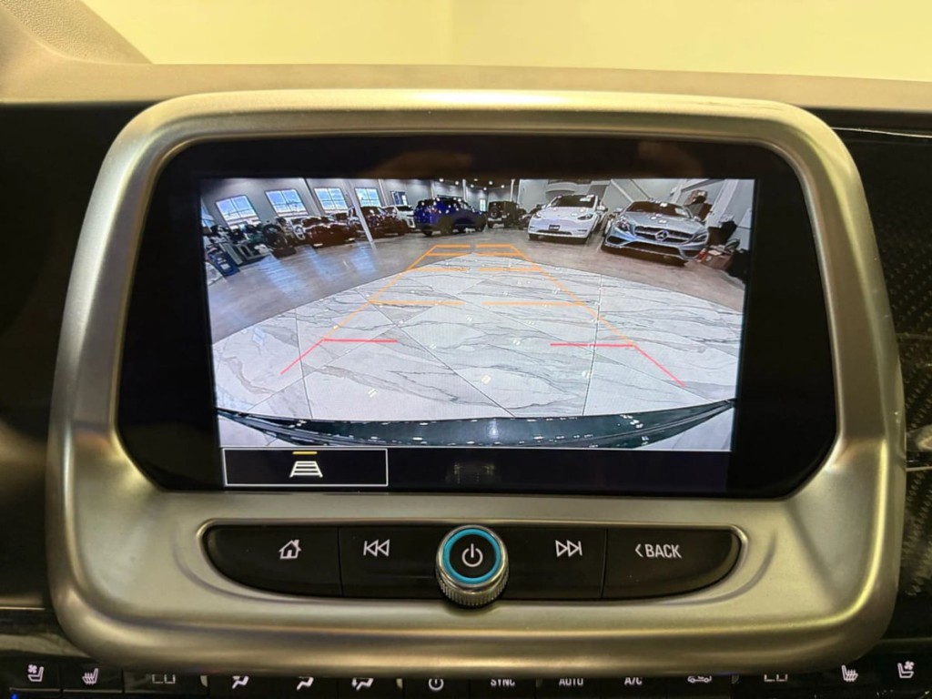 2021 Chevrolet Camaro Image 18