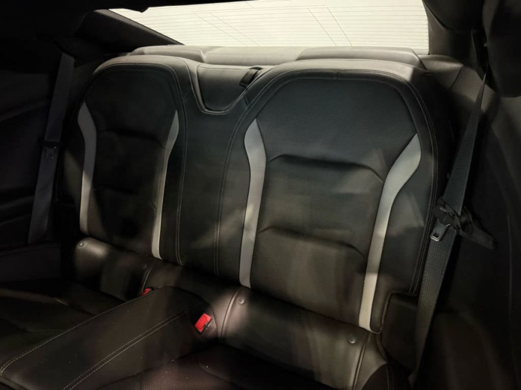 2021 Chevrolet Camaro Image 22