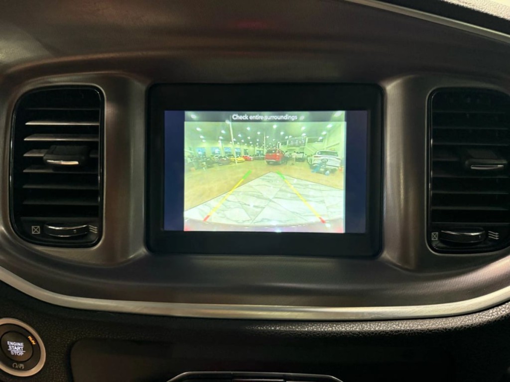 2020 Dodge Charger Image 21