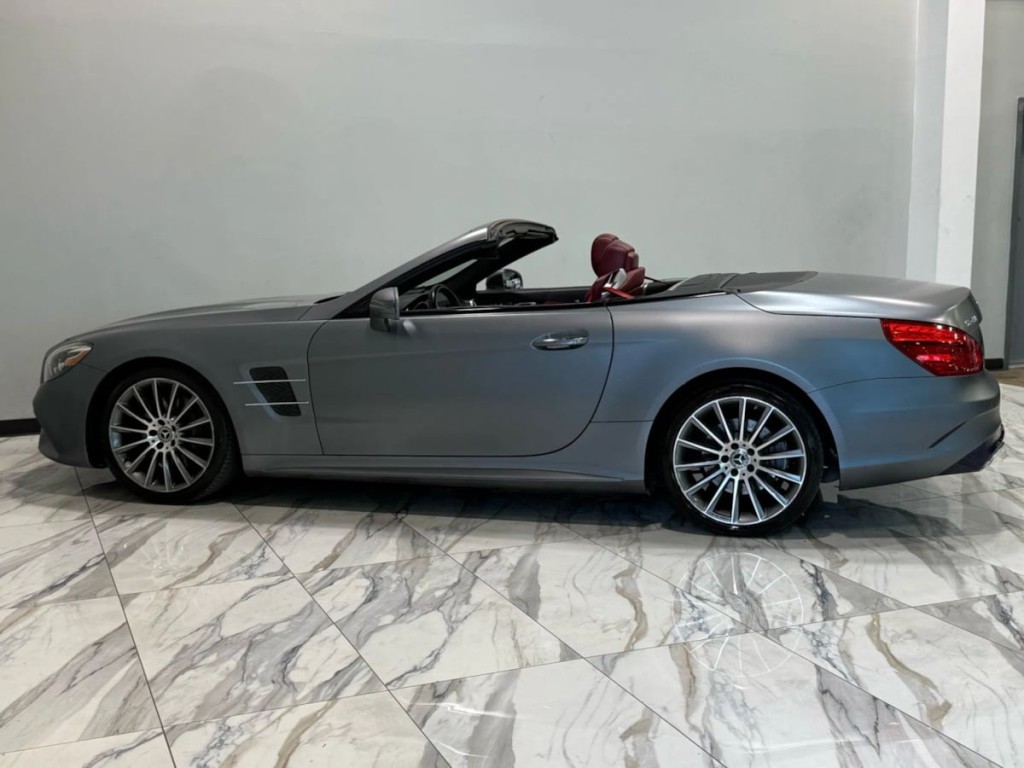 2019 Mercedes-Benz SL-Class Image 17