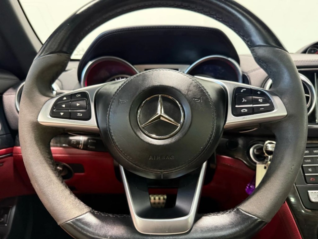 2019 Mercedes-Benz SL-Class Image 21