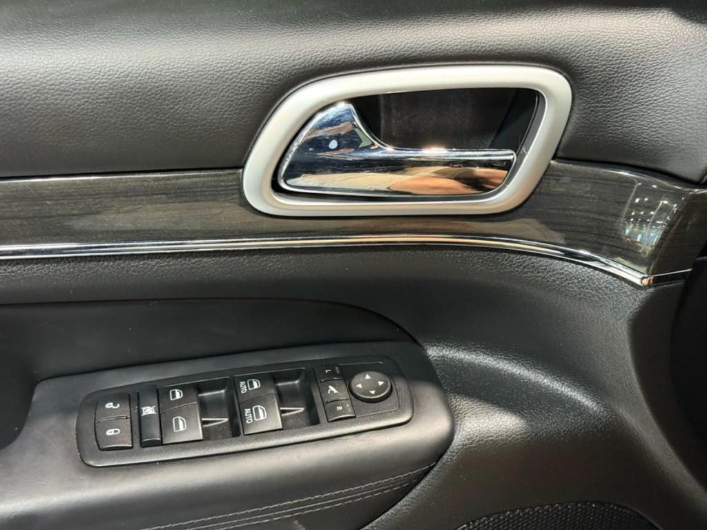 2015 Jeep Grand Cherokee Image 13