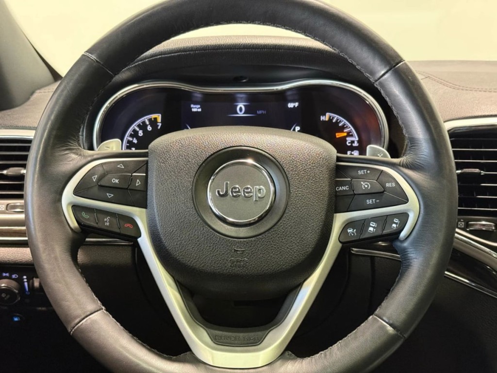 2015 Jeep Grand Cherokee Image 16