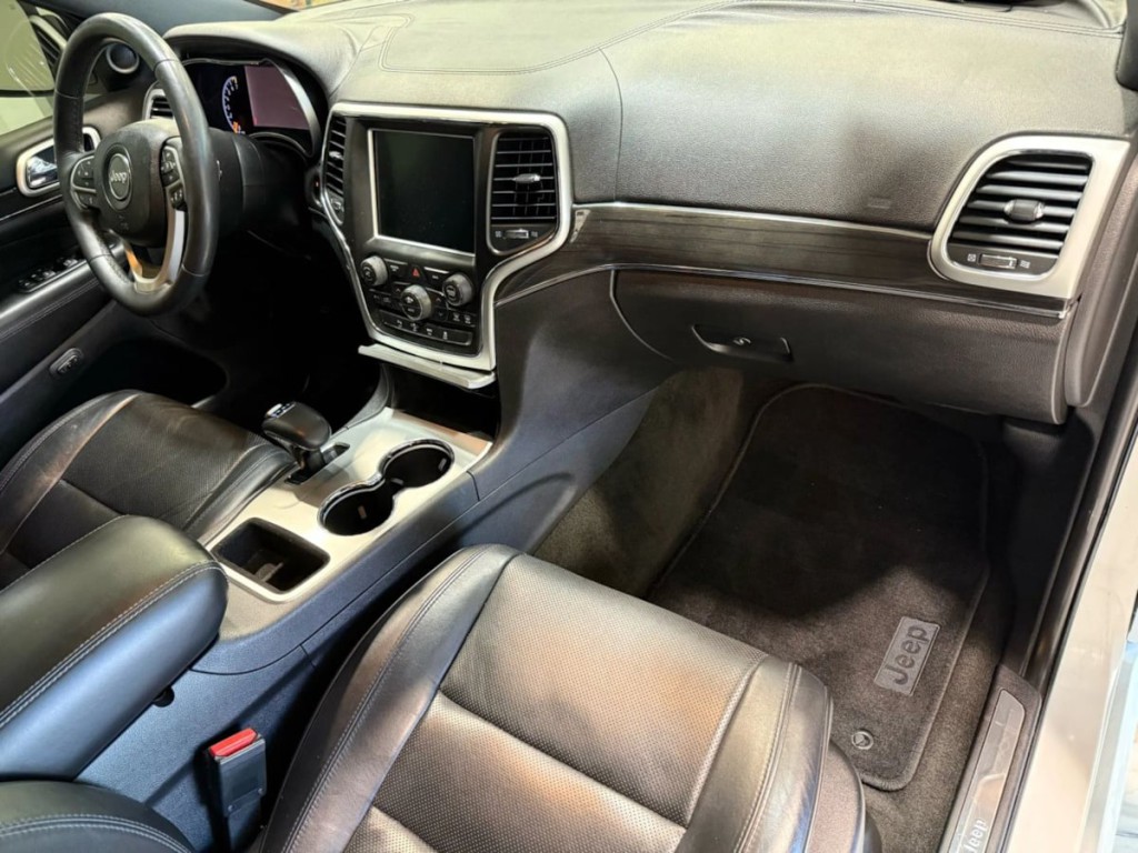 2015 Jeep Grand Cherokee Image 29