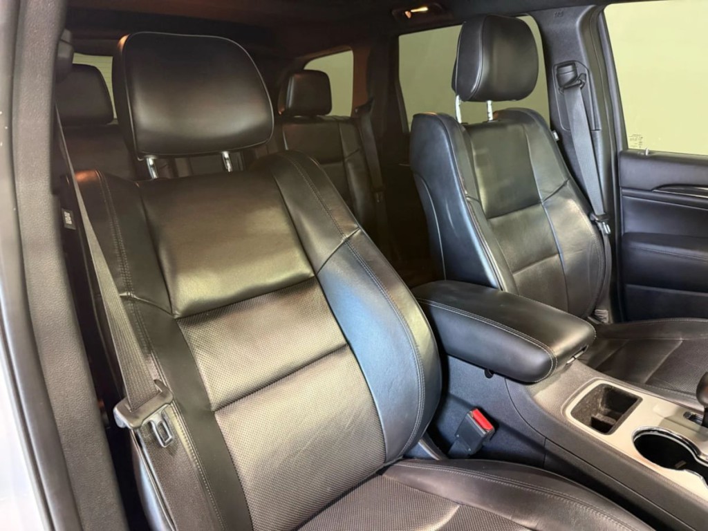 2015 Jeep Grand Cherokee Image 30