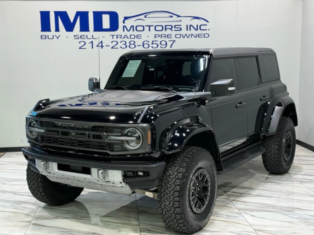 2024 Ford Bronco Image 1