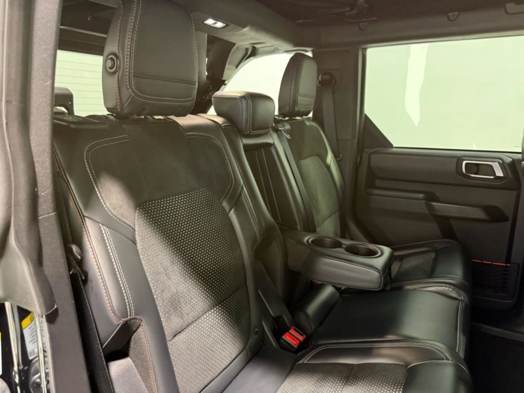 2024 Ford Bronco Image 34