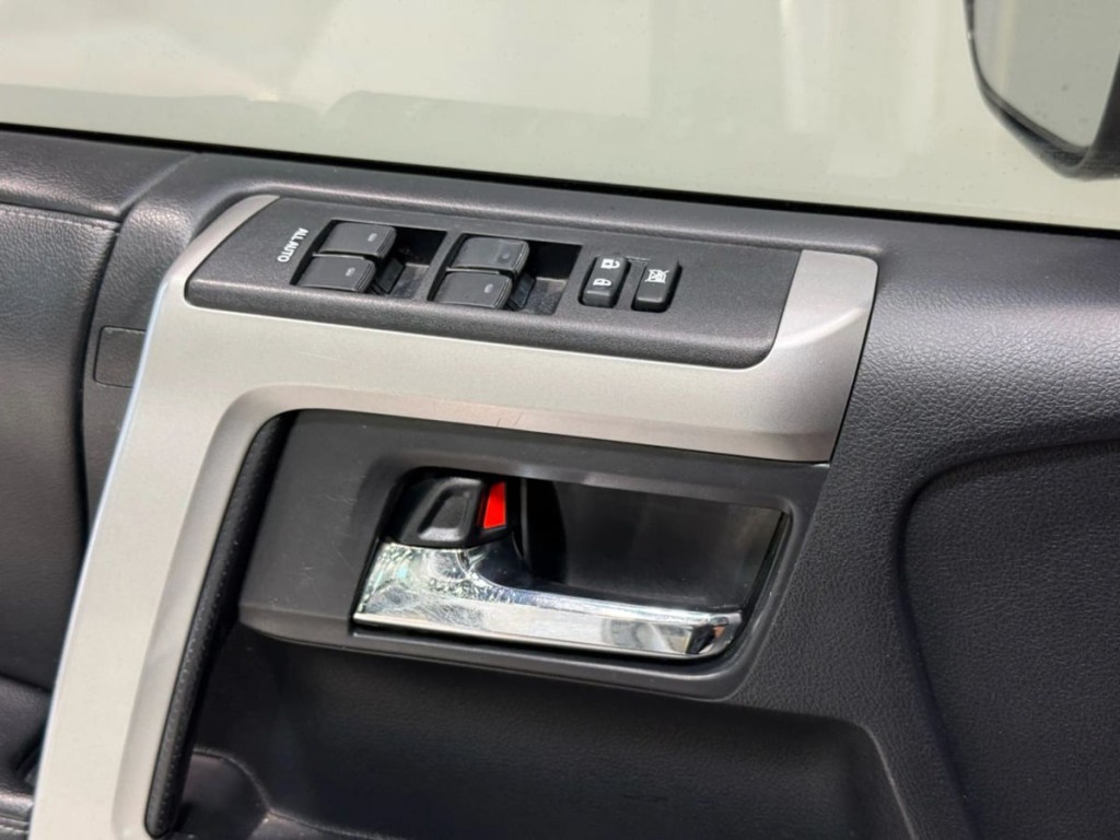 2014 Toyota 4Runner Image 12