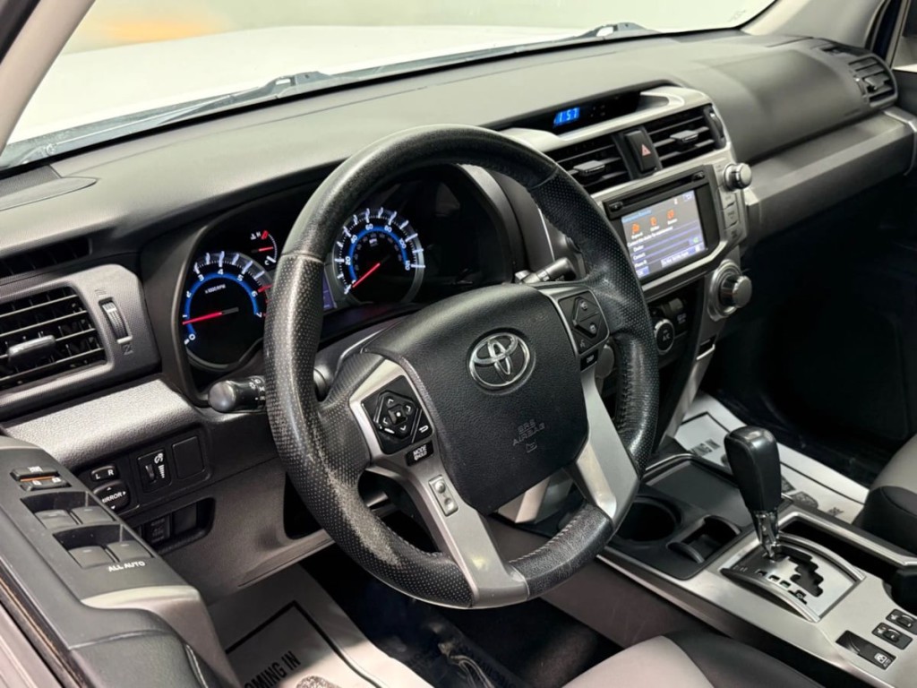 2014 Toyota 4Runner Image 13