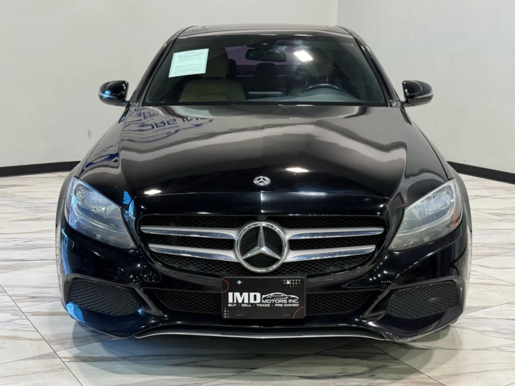 2018 Mercedes-Benz C-Class Image 3