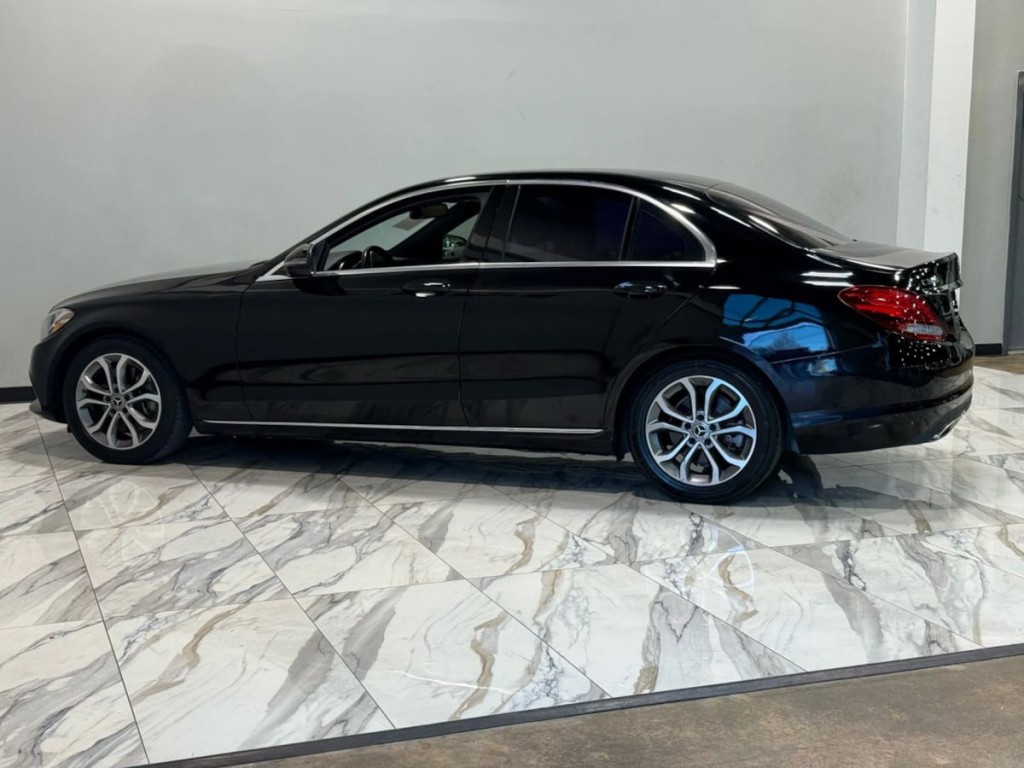 2018 Mercedes-Benz C-Class Image 9