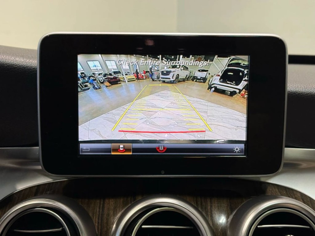 2018 Mercedes-Benz C-Class Image 18