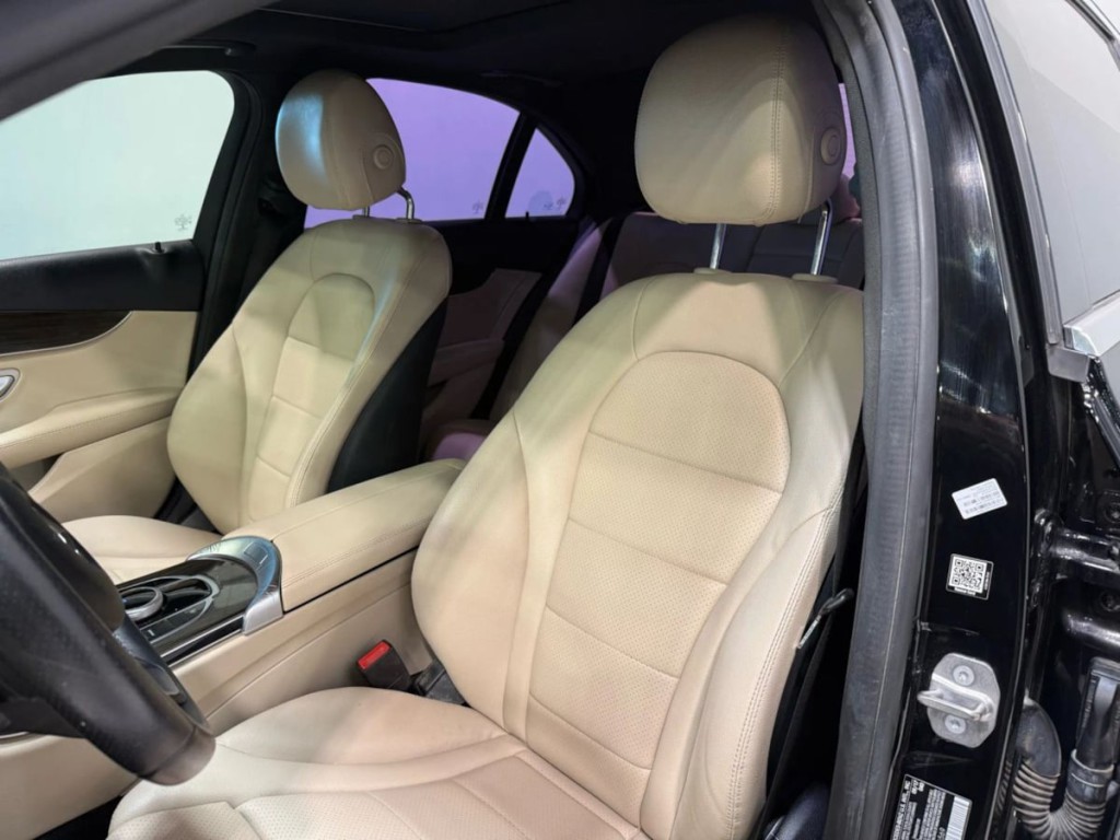 2018 Mercedes-Benz C-Class Image 20