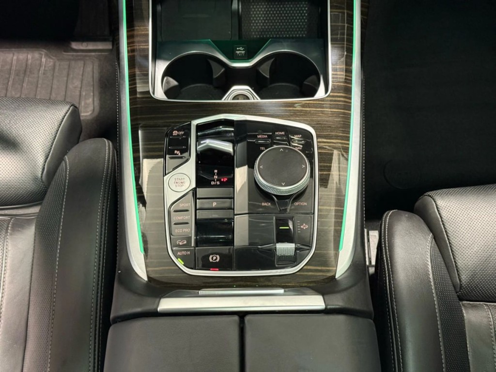 2023 BMW X7 Image 22