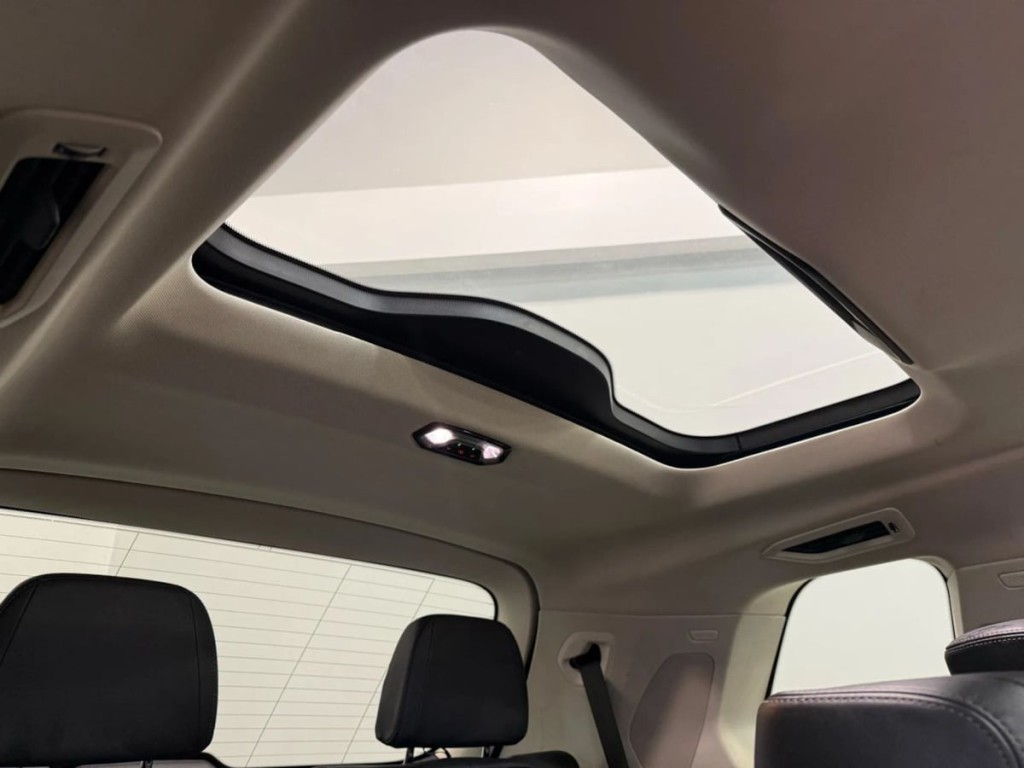 2023 BMW X7 Image 37