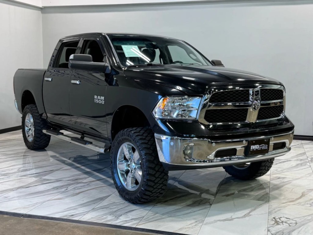2017 RAM 1500 Image 4