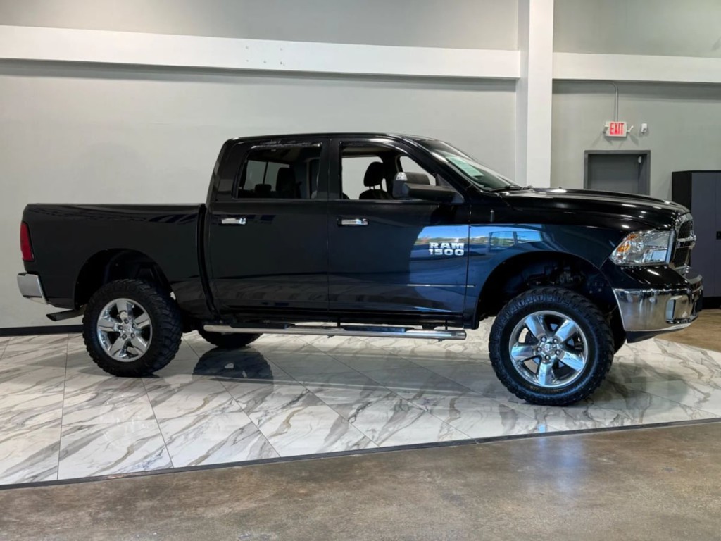 2017 RAM 1500 Image 5