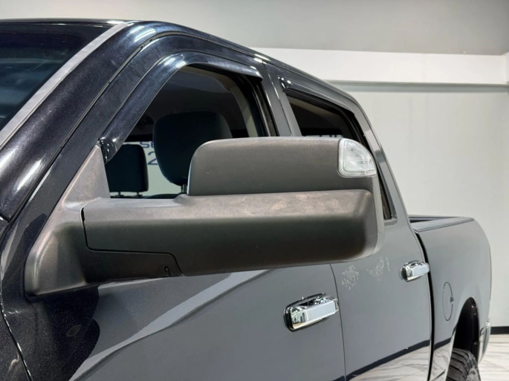 2017 RAM 1500 Image 10