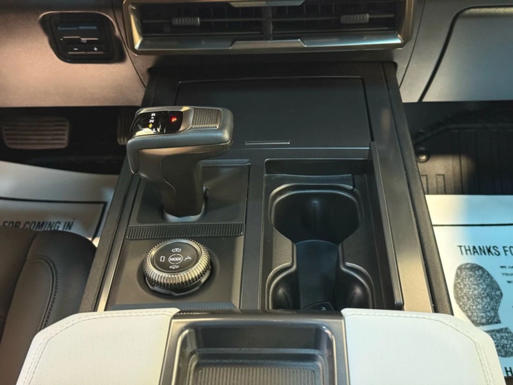 2022 GMC Hummer Ev Image 24