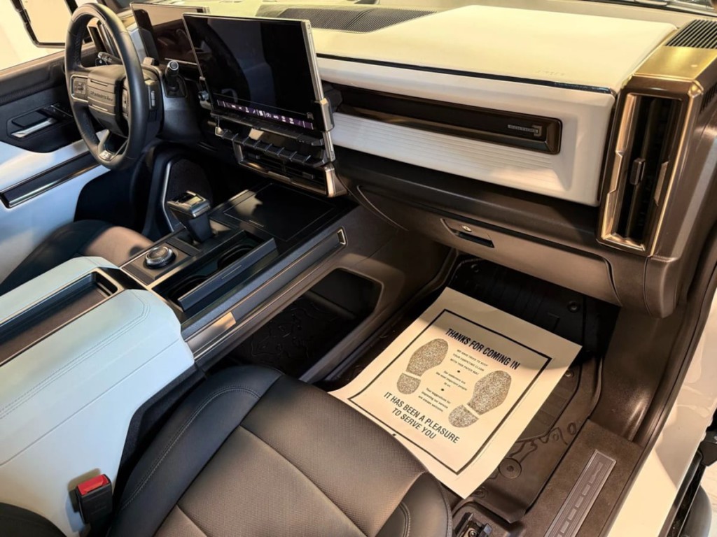 2022 GMC Hummer Ev Image 30