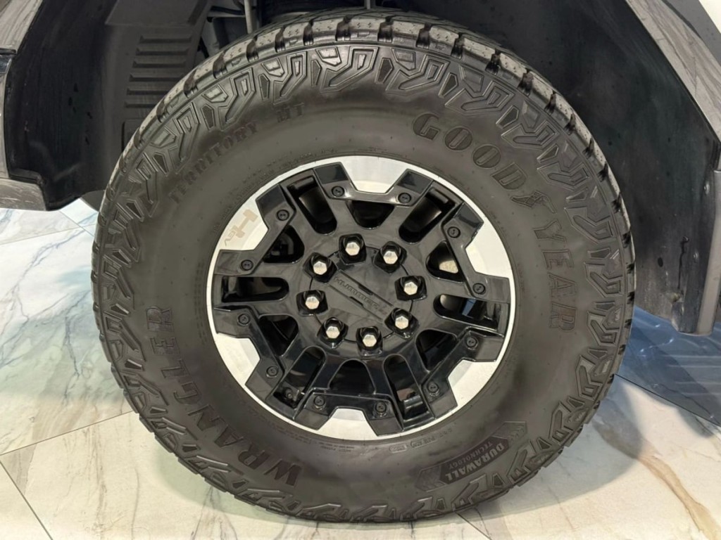 2022 GMC Hummer Ev Image 36