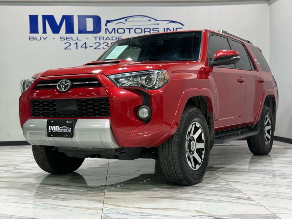 2020 Toyota 4Runner Image 2