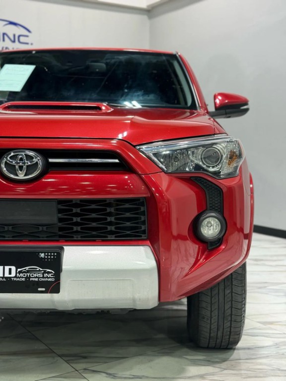 2020 Toyota 4Runner Image 4